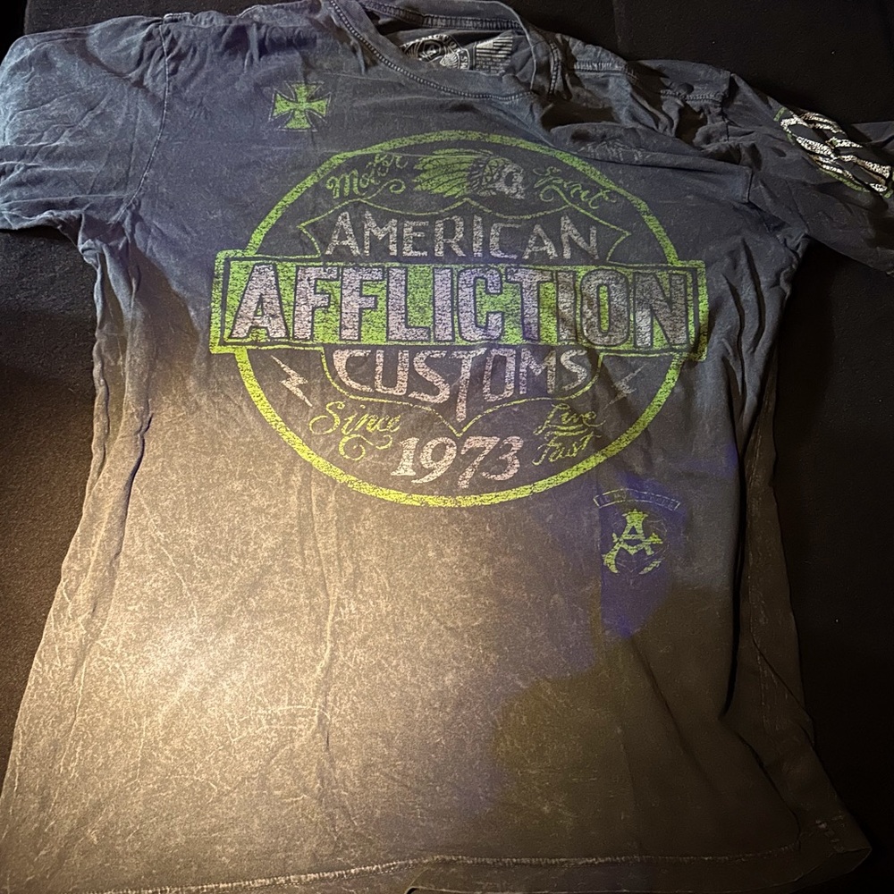 Men’s Large Affliction T-Shirt